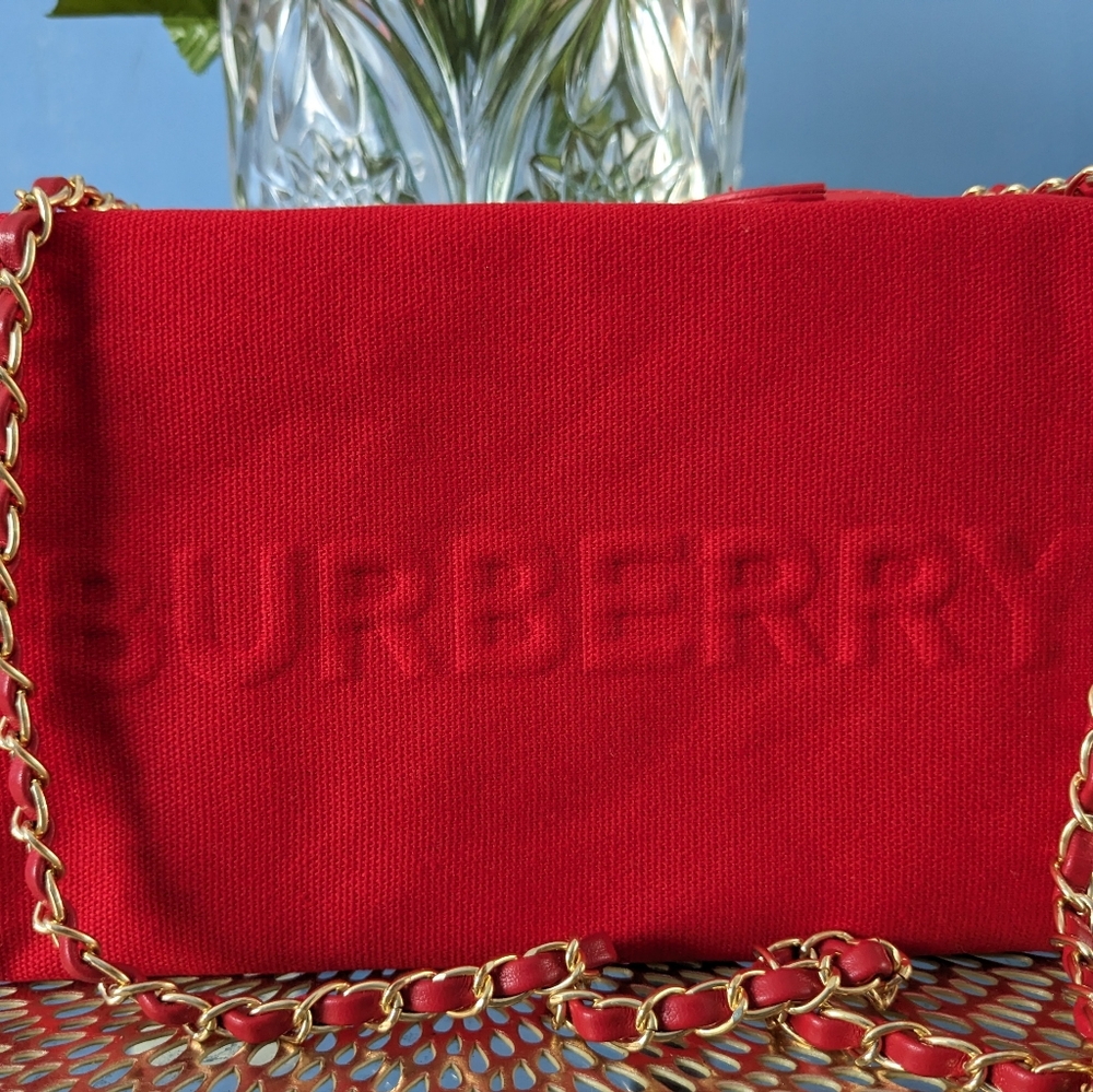 Burberry - Picture 4 of 11